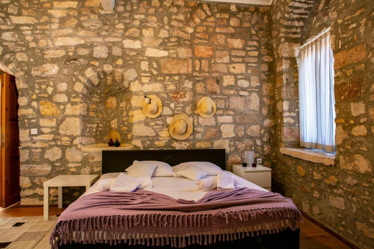 Annemin Harabesi Otel Çeşme Kültér fotó